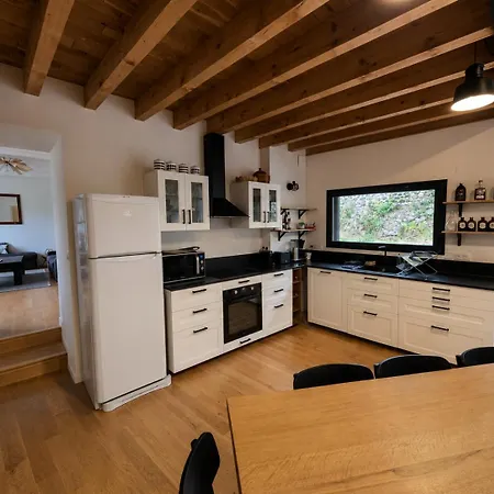 Chez Paulette - Maison De Charme En Pierre Avec Salle De Jeux-sport